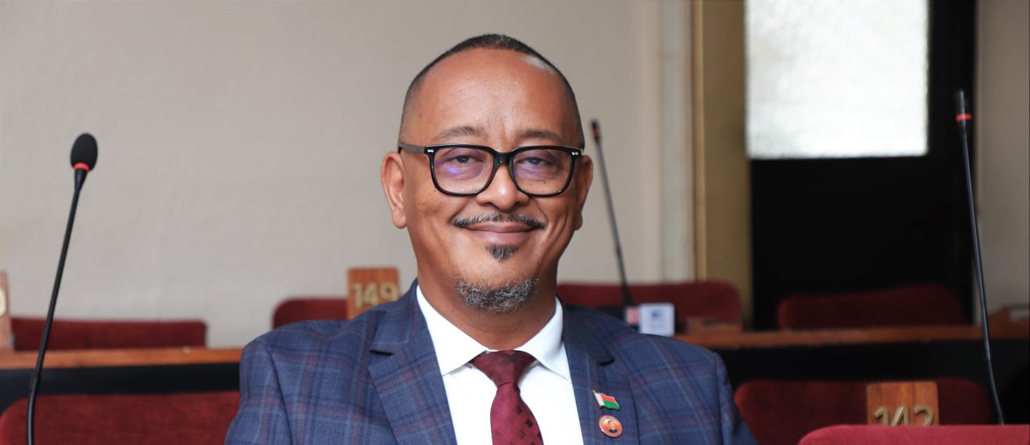 RESAMPA André élu Président de la Commission spéciale pour la mise en accusation devant la Haute Cour de Justice