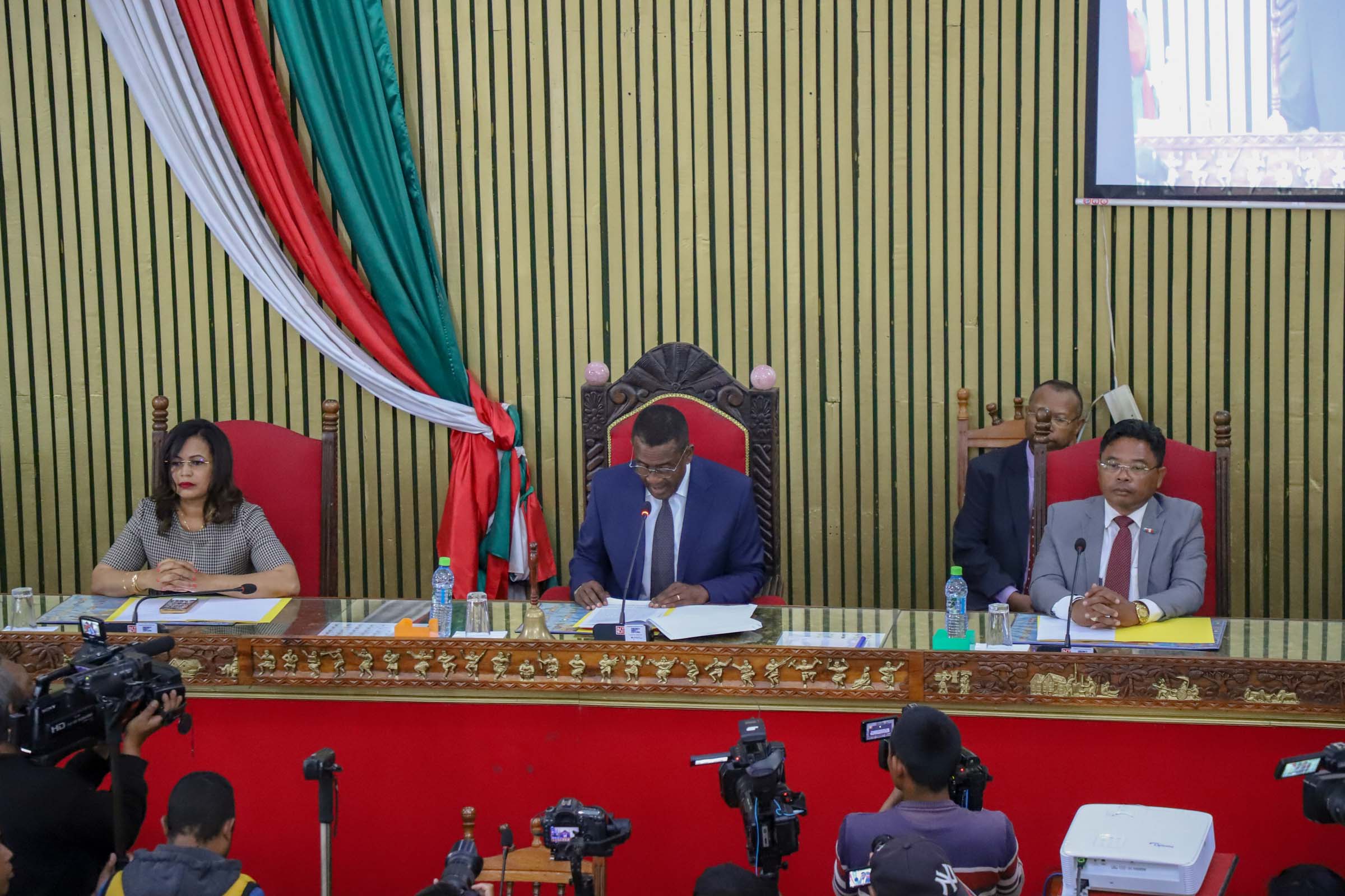 LUNDI 10 JUIN   2024