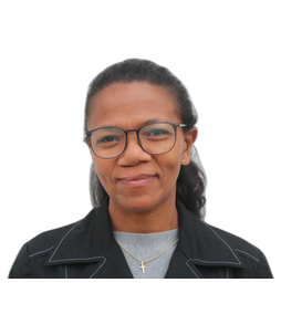 Ratsaramalalatiana Henintsoa Yollande RAKOTOMAMPIANDRA