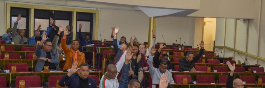 Lutte contre l’émigration clandestine : deux propositions de loi du Sénat adoptées à l’Assemblée nationale