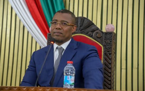 VENDREDI 19 DECEMBRE  2025