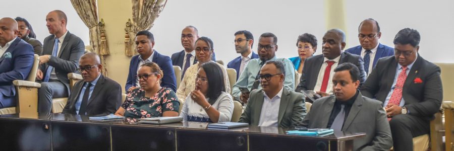 Rencontre entre le Ministère de l’Énergie et les députés : réformes urgentes pour redresser la JIRAMA